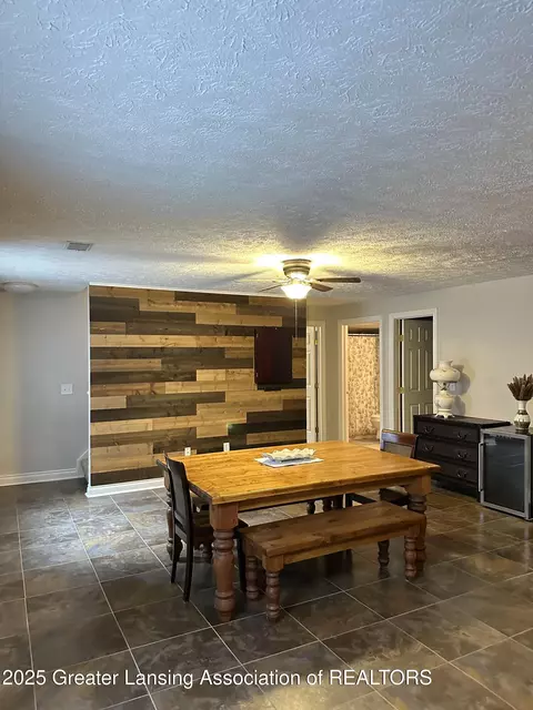 Dining - 5372 Mirage Cir, Dimondale, MI 48821 photo 3 of 3