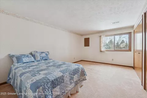 6542 Brook Trl, Lansing, MI 48917 photo 20