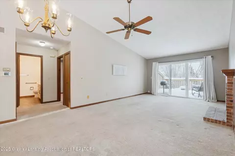 6542 Brook Trl, Lansing, MI 48917 photo 8