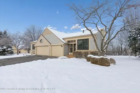 6542 Brook Trl, Lansing, MI 48917 photo 4