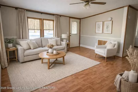 Living - 6815 Aurelius Rd, Lansing, MI 48911 photo 3 of 4