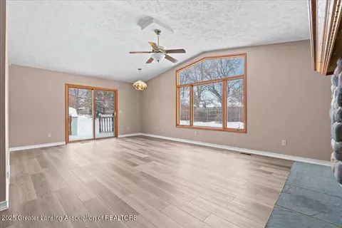 Living - 3322 Pickwick Pl, Lansing, MI 48917 photo 3 of 4
