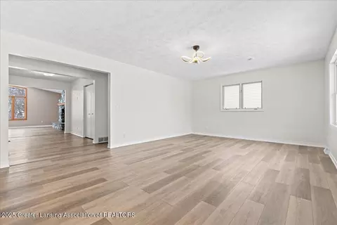 Living - 3322 Pickwick Pl, Lansing, MI 48917 photo 1 of 4