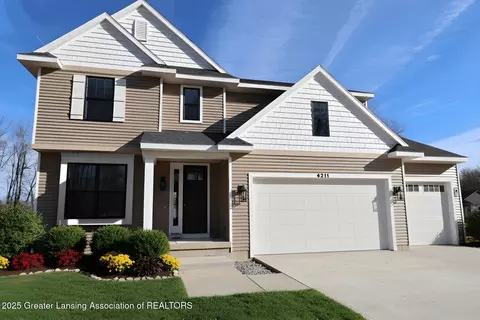 4211 Overbrook Dr, Grand Ledge, MI 48837