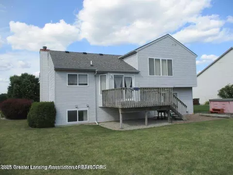Exterior - 12885 Isle Royale Dr, Dewitt, MI 48820 photo 3 of 6