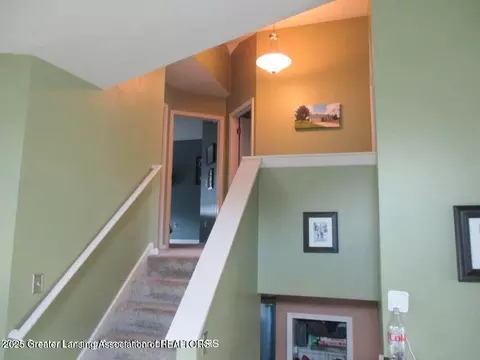 Entry Way - 12885 Isle Royale Dr, Dewitt, MI 48820 photo 2 of 2