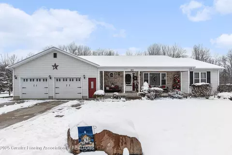 3073 N Stewart Rd, Charlotte, MI 48813