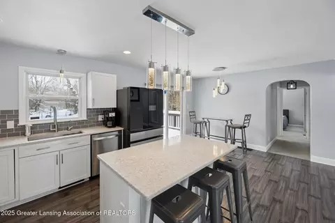 4339 Clinton Rd, Jackson, MI 49201 photo 12
