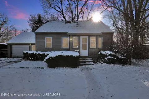 220 E Potter Ave, Lansing, MI 48910