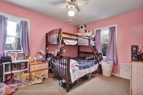 Bedroom - 220 E Potter Ave, Lansing, MI 48910 photo 1 of 4