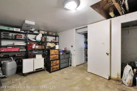 Other - 220 E Potter Ave, Lansing, MI 48910 photo 4 of 11