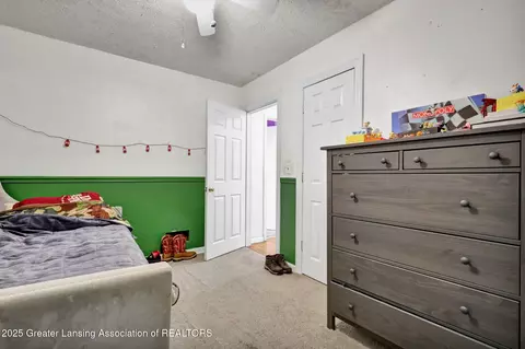 Bedroom - 220 E Potter Ave, Lansing, MI 48910 photo 4 of 4