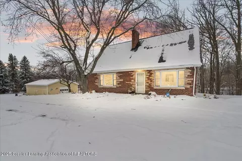 4632 Old Lansing Rd, Lansing, MI 48917
