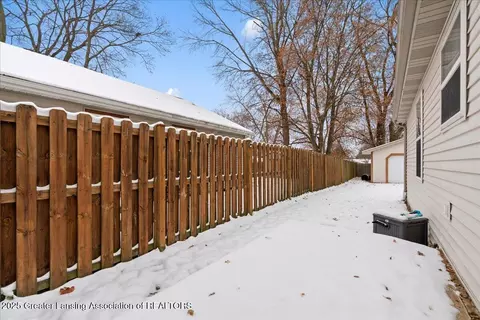 4327 Keller Rd, Holt, MI 48842 photo 31