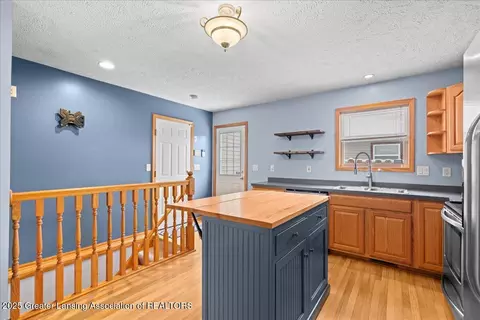 4327 Keller Rd, Holt, MI 48842 photo 12