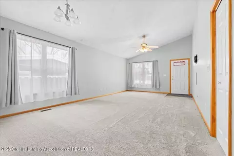 4327 Keller Rd, Holt, MI 48842 photo 10