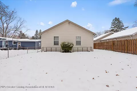 4327 Keller Rd, Holt, MI 48842 photo 34