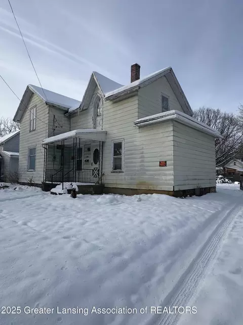 429 N Clinton St, Charlotte, MI 48813