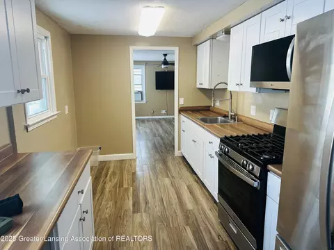 Kitchen - 3001 Risley Dr, Lansing, MI 48917 photo 1 of 2
