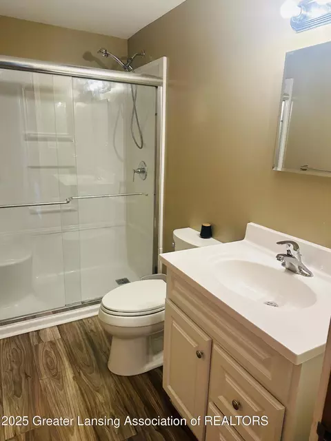 Bath - 3001 Risley Dr, Lansing, MI 48917 photo 1 of 1