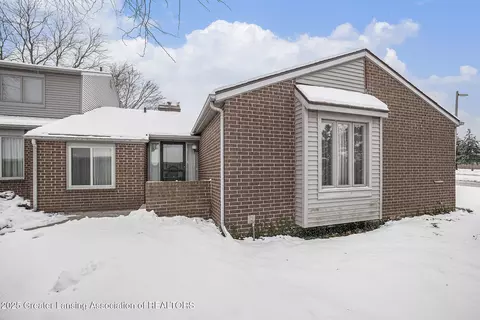 6019 Montevideo Dr #D, Lansing, MI 48917