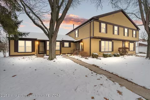2901 Staten #14, Lansing, MI 48910