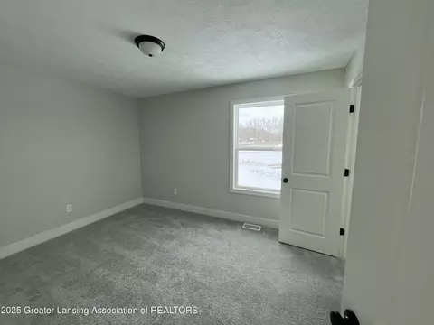 8165 W Herbison Rd, Eagle, MI 48822 photo 9