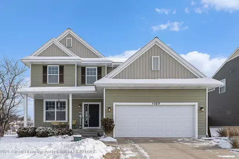 1107 Oakwood Dr, Dewitt, MI 48820