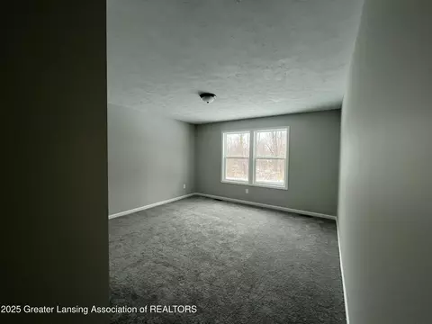 8169 W Herbison Rd, Eagle, MI 48822 photo 5