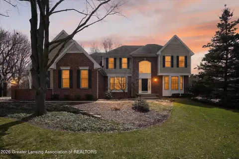 2004 Timberview Dr, Okemos, MI 48864