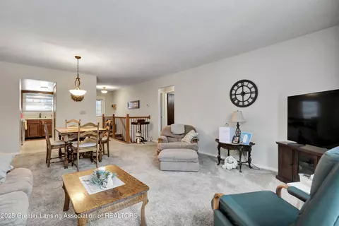 545 Red Cedar Blvd, Williamston, MI 48895 photo 8