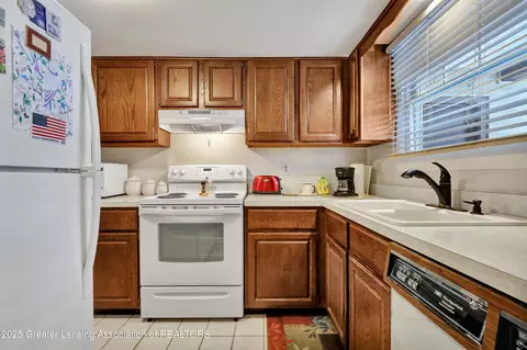 545 Red Cedar Blvd, Williamston, MI 48895 photo 15