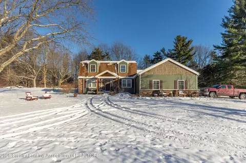 12615 Kruger Ln, Dewitt, MI 48820