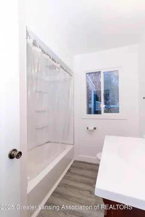 717 Smith Ave, Lansing, MI 48910 photo 28