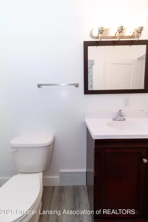 717 Smith Ave, Lansing, MI 48910 photo 30