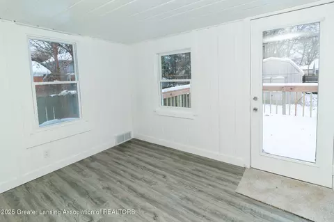 717 Smith Ave, Lansing, MI 48910 photo 24