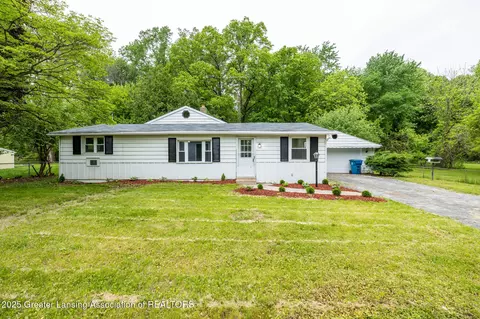 6889 Highwarden St, Ottawa Lake, MI 49267