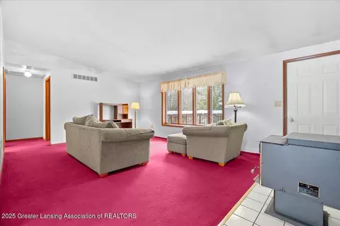 4365 Mack Rd, Howell, MI 48855 photo 15