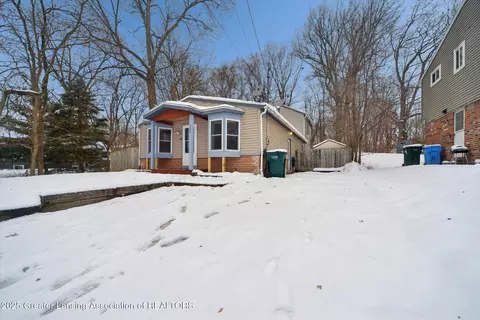 533 Community St, Lansing, MI 48906