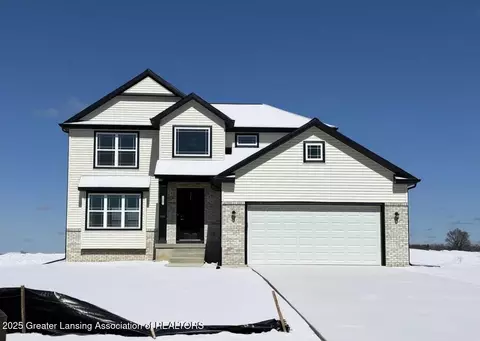 15312 Sherwood Ln, Lansing, MI 48906