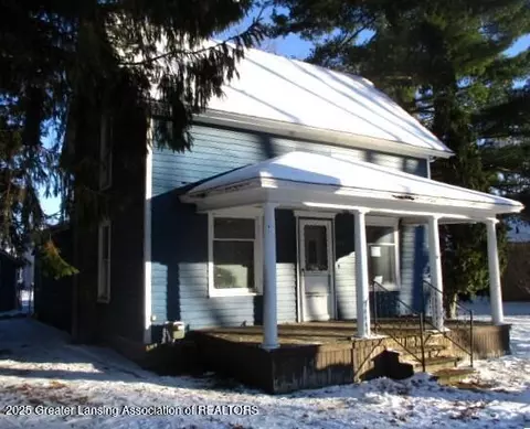 123 S Watkins St, Perry, MI 48872