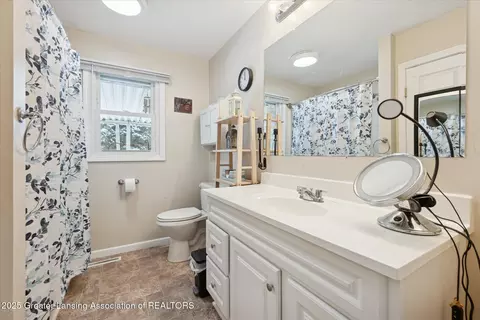 Bath - 12684 Airport Rd, Dewitt, MI 48820 photo 2 of 2