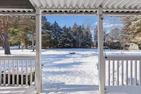 Exterior - 12684 Airport Rd, Dewitt, MI 48820 photo 5 of 12