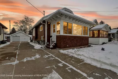 2305 Forest Ave, Lansing, MI 48910