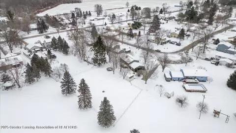 290 Nutmeg Dr, Dimondale, MI 48821 photo 32