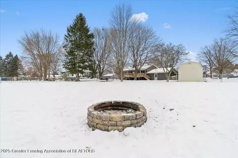 290 Nutmeg Dr, Dimondale, MI 48821 photo 31