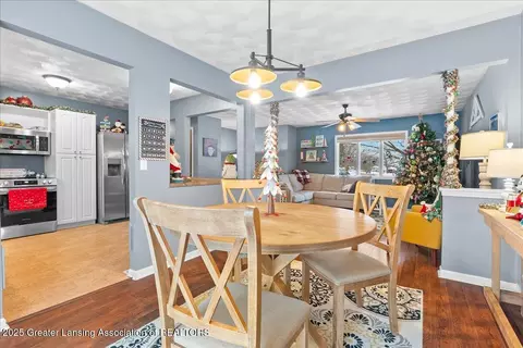 290 Nutmeg Dr, Dimondale, MI 48821 photo 9