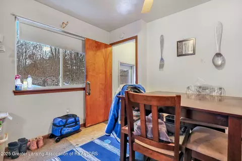 Dining - 1700-1702 Lockbridge Dr, Lansing, MI 48911 photo 1 of 1