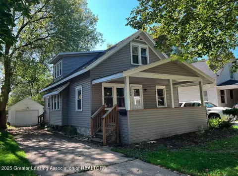 1224 Walsh St, Lansing, MI 48912