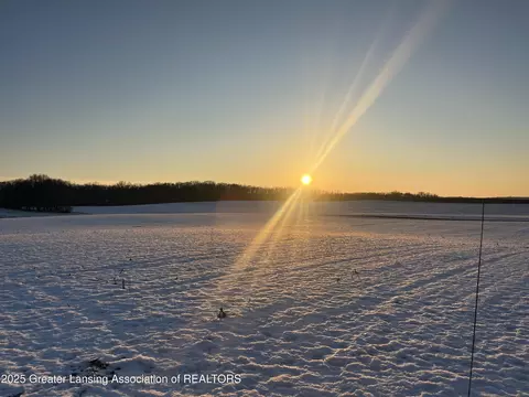 5378 Moyer Rd, Webberville, MI 48892 photo 1